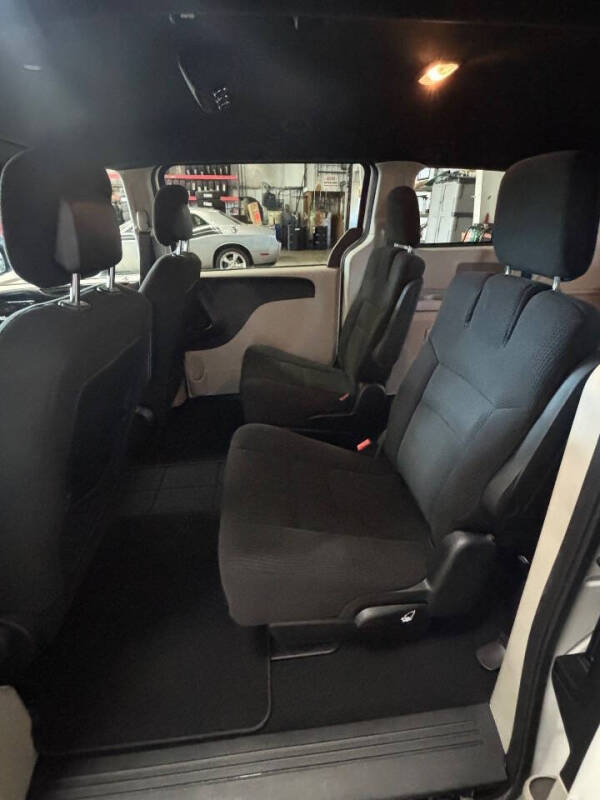 2016 Dodge Grand Caravan SE