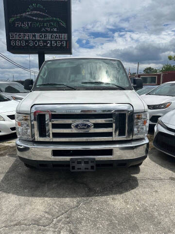 2011 Ford E-Series E-350 SD XLT