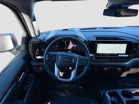 2025 GMC Sierra 1500 Elevation Standard