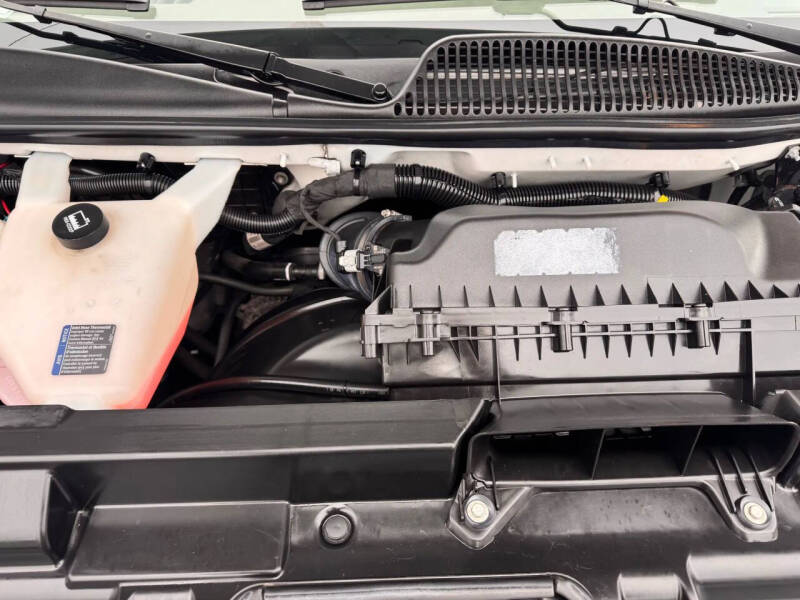 2021 Chevrolet Express 2500