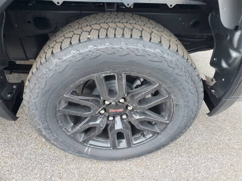 2026 GMC Sierra 1500 Elevation Standard