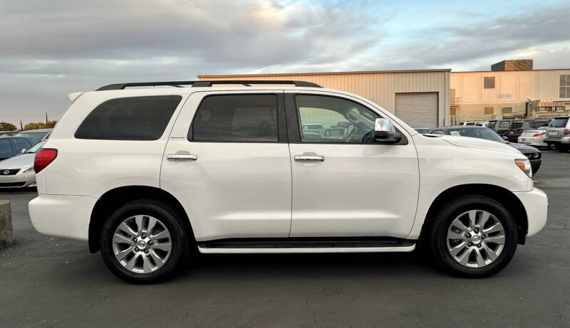 2012 Toyota Sequoia Limited