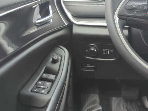 2023 Jeep Grand Cherokee L Laredo