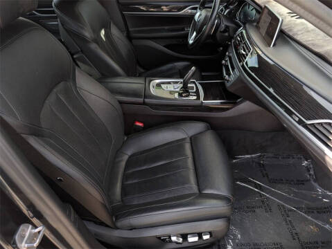 2019 BMW 7 Series 740i