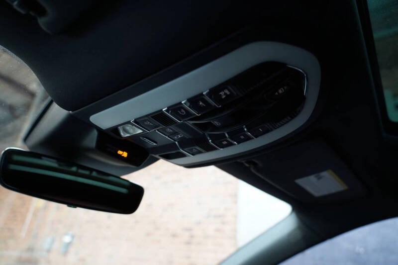 2019 Porsche Macan S