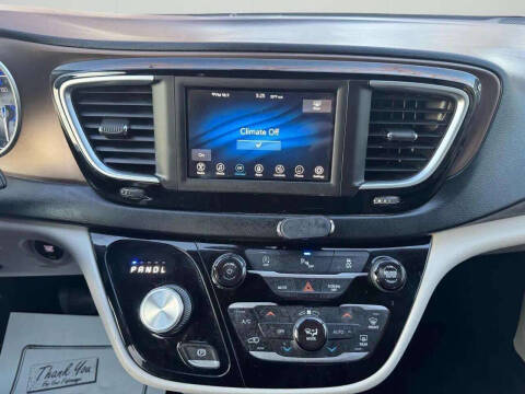 2018 Chrysler Pacifica Touring L