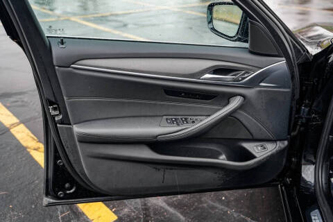 2022 BMW 5 Series 530i