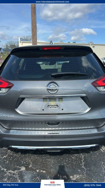 2020 Nissan Rogue