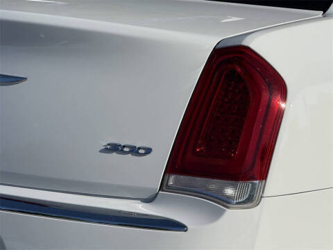 2022 Chrysler 300 Touring