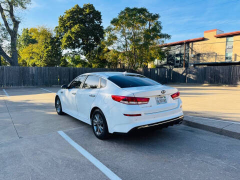 2019 Kia Optima LX