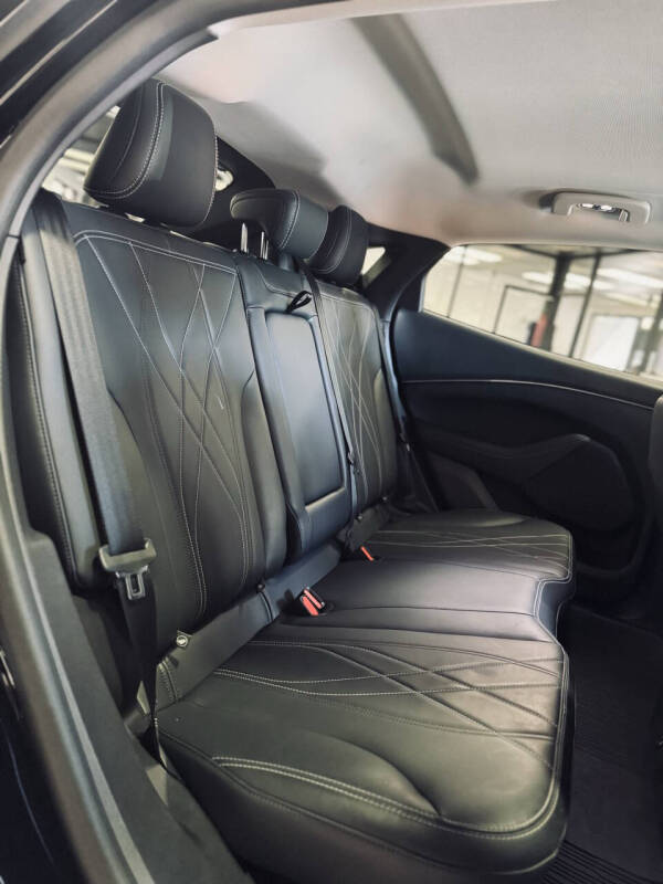 2023 Ford Mustang Mach-E Select