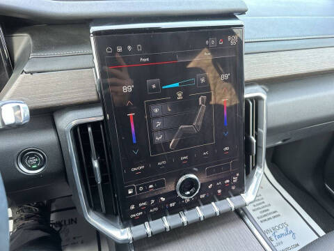 2024 GMC Acadia Denali