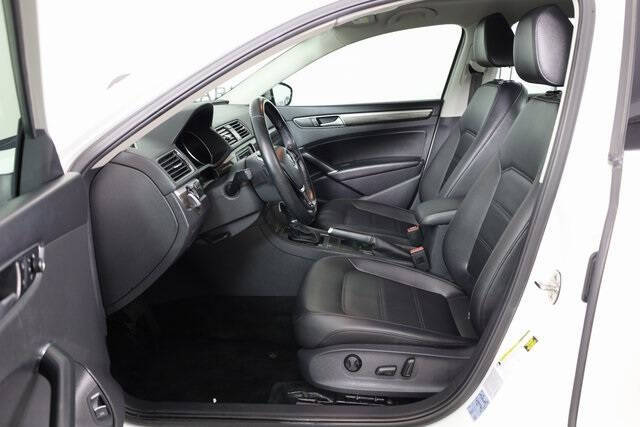 2016 Volkswagen Passat