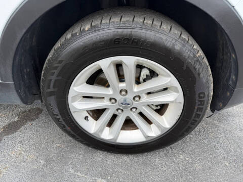 2011 Ford Explorer XLT