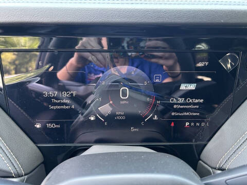 2025 GMC Yukon Elevation