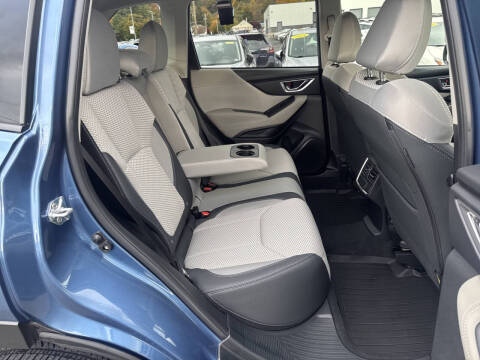 2024 Subaru Forester Premium