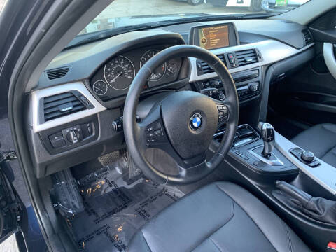 2014 BMW 3 Series 320i