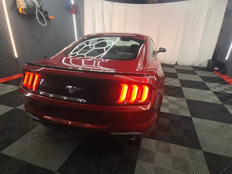 2018 Ford Mustang EcoBoost