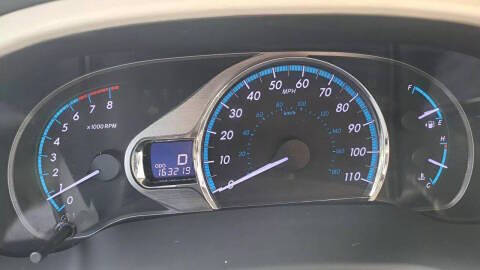 2012 Toyota Sienna XLE 8-Passenger