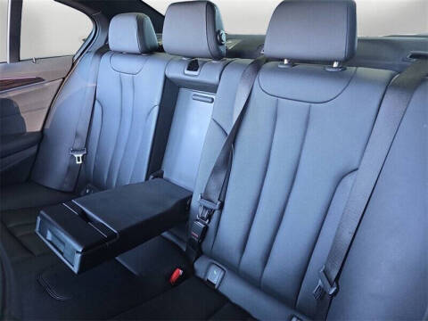 2018 BMW 5 Series 530i