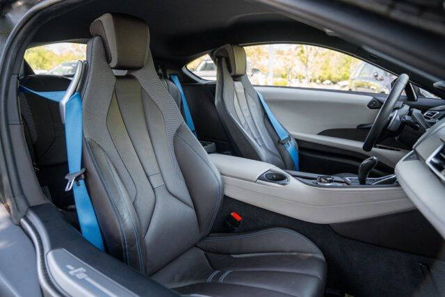 2020 BMW i8