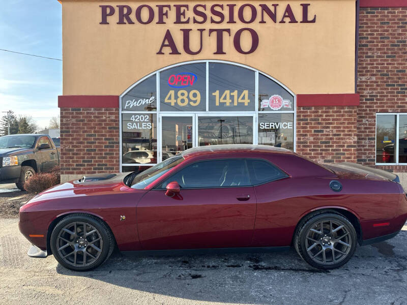 2018 Dodge Challenger for sale at Professional Auto Sales & Service in Fort Wayne IN