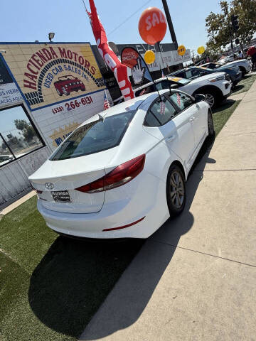 2017 Hyundai Elantra SE