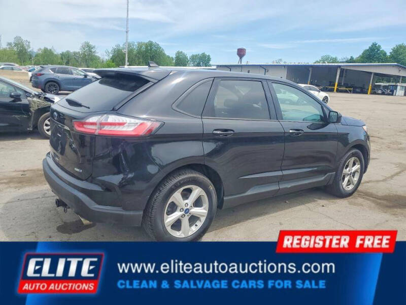 2020 Ford Edge SE
