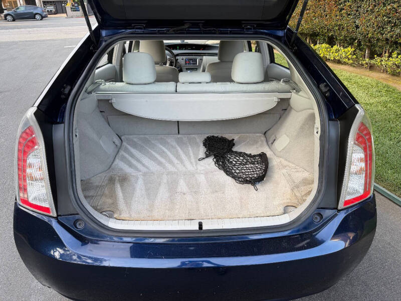 2012 Toyota Prius Two