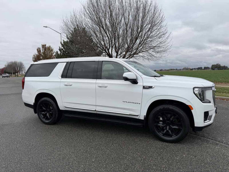 2021 GMC Yukon XL SLT