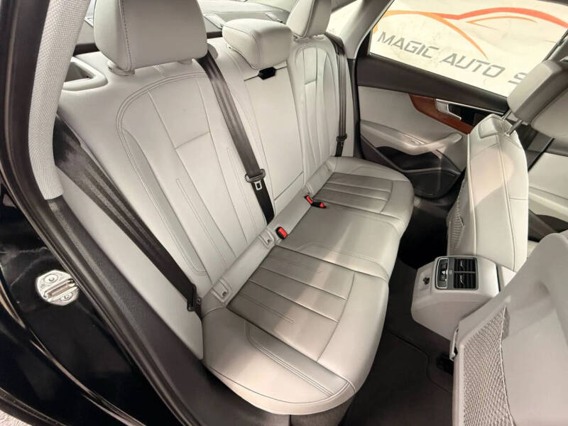 2021 Audi A4 quattro Premium 40 TFSI