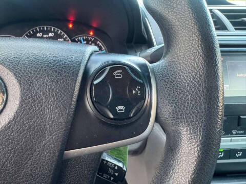 2014 Toyota Camry LE