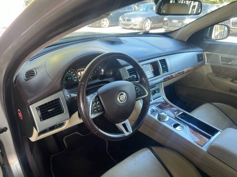 2013 Jaguar XF 3.0