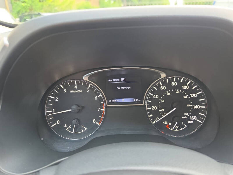 2018 Nissan Pathfinder SV