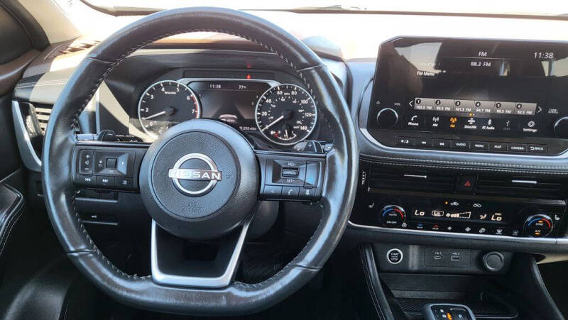 2022 Nissan Rogue SL