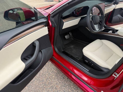 2023 Tesla Model S Standard Range