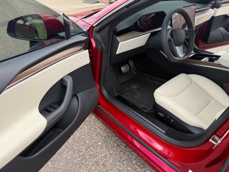 2023 Tesla Model S Standard Range