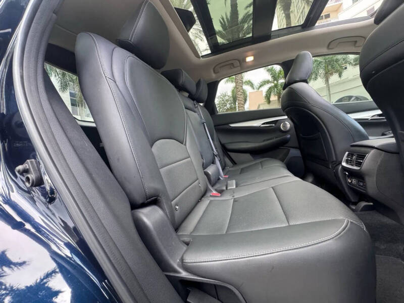 2019 Infiniti QX50 Essential