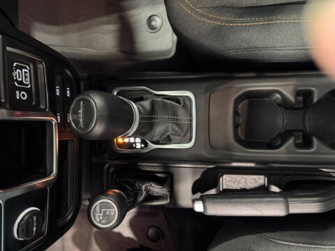 2024 Jeep Gladiator Sport