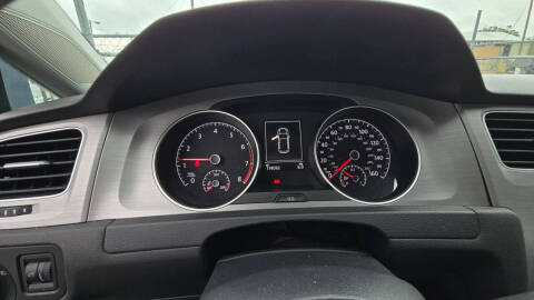 2016 Volkswagen Golf