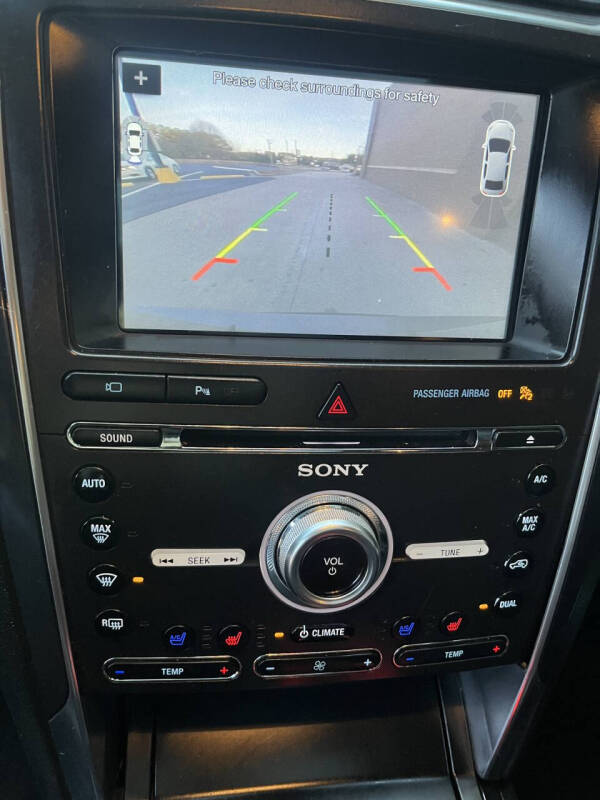 2017 Ford Explorer Sport