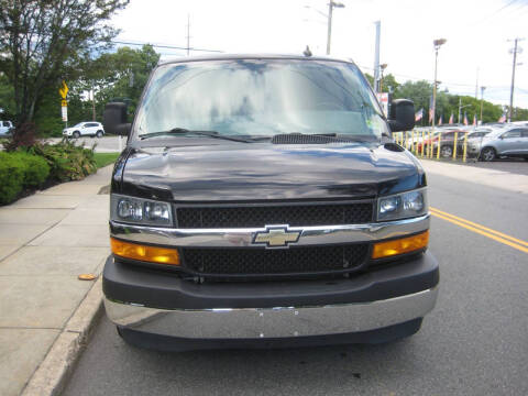 2018 Chevrolet Express 2500