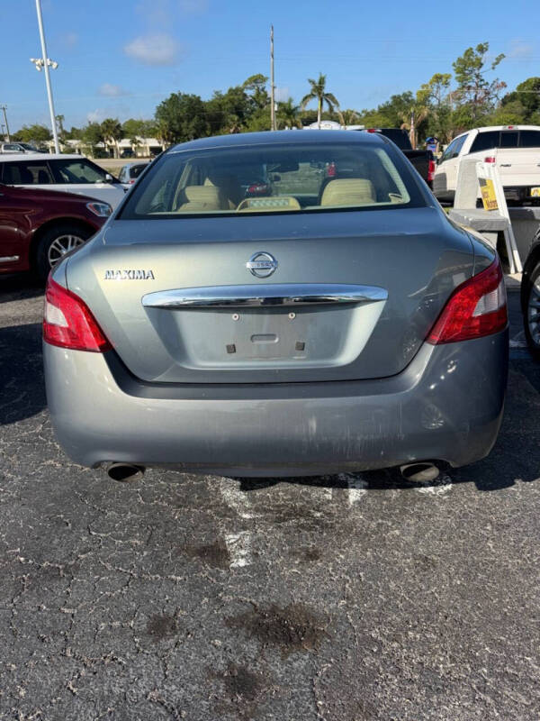 2009 Nissan Maxima