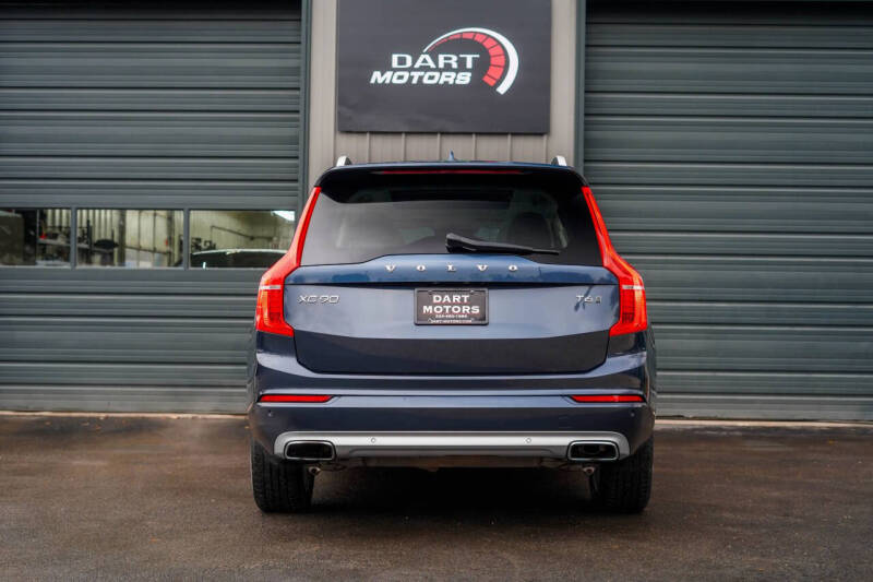 2018 Volvo XC90 T6 Momentum