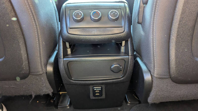 2015 GMC Acadia SLE-2