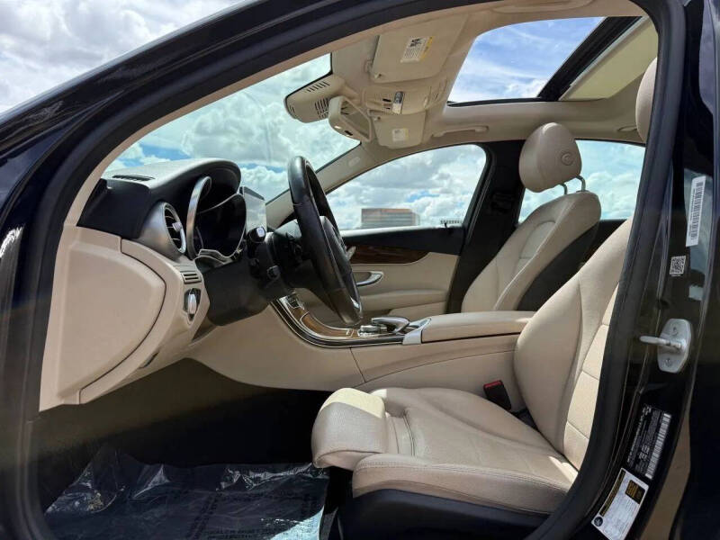 2016 Mercedes-Benz C-Class