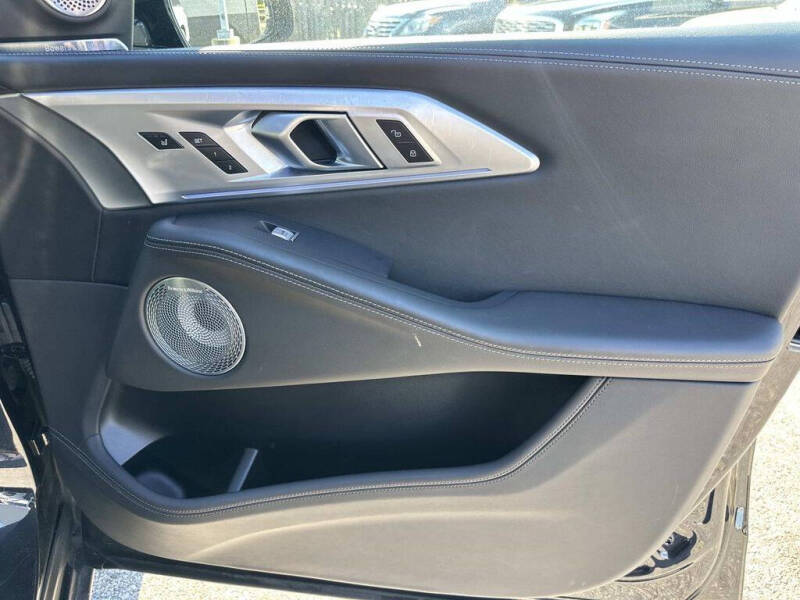 2025 BMW XM