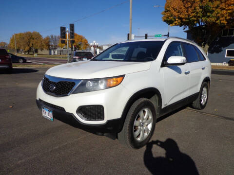 2013 Kia Sorento for sale at SCHULTZ MOTORS in Fairmont MN