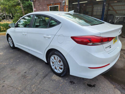 2017 Hyundai Elantra