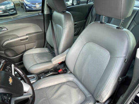 2017 Chevrolet Sonic Premier Auto